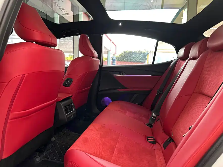 900x675_0_q87_c42_autohomecar__ChxpVmldDRaAUeagAAhf3UHPRF8132.jpg.webp Used Camry 2024 Dual Engine 2.5HXS Sports Plus Edition