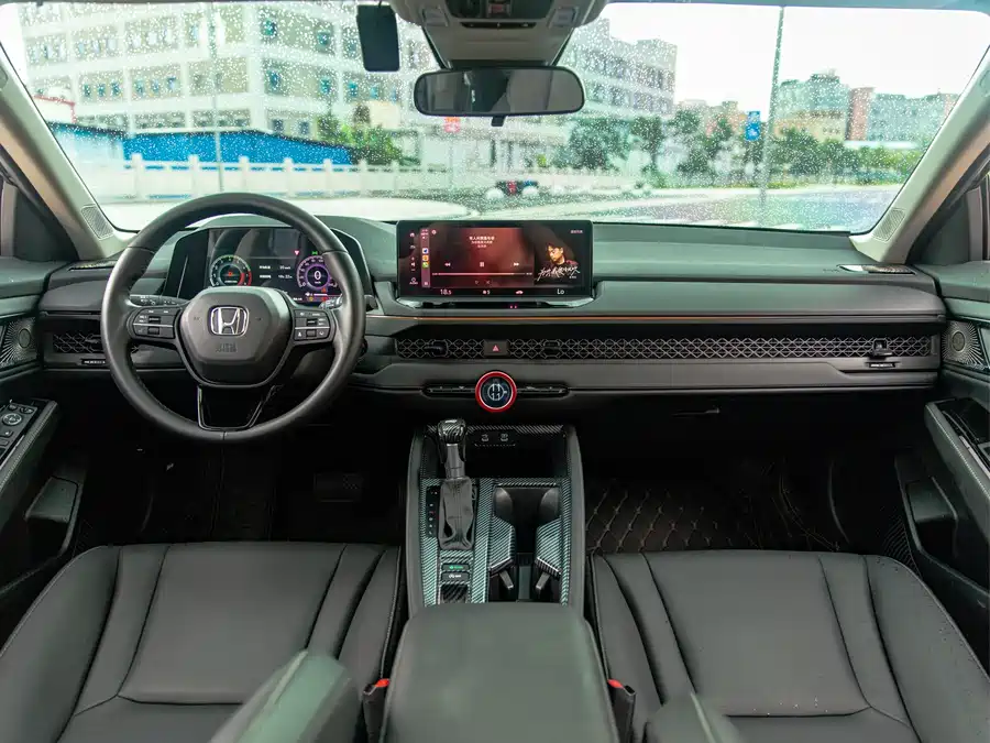 Used Accord 2024 260TURBO Deluxe Edition