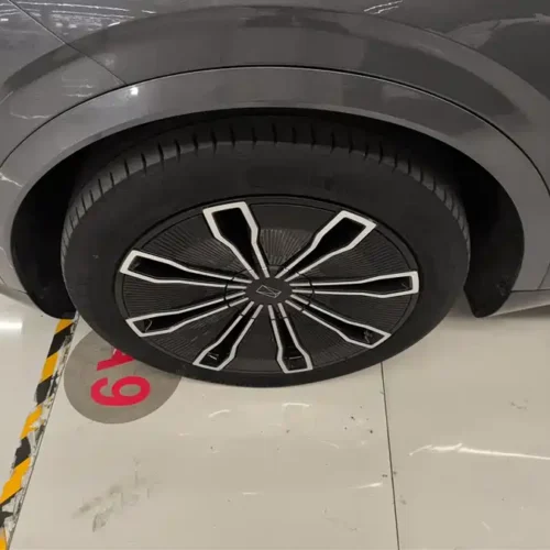 900x675_0_q87_c42_autohomecar__ChxpVmlfGuGAZUjtAAGJJ4smxbA733.jpg.webp Used Avita 07 2024 Max extended range version