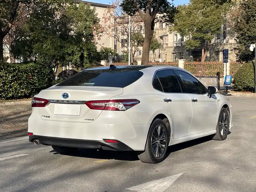 900x675_0_q87_c42_autohomecar__ChxpVmli_xuAN_Y2AA28nB_EvTo977.jpg.webp Used Camry 2021 Shuangqing 2.5HG Deluxe Edition