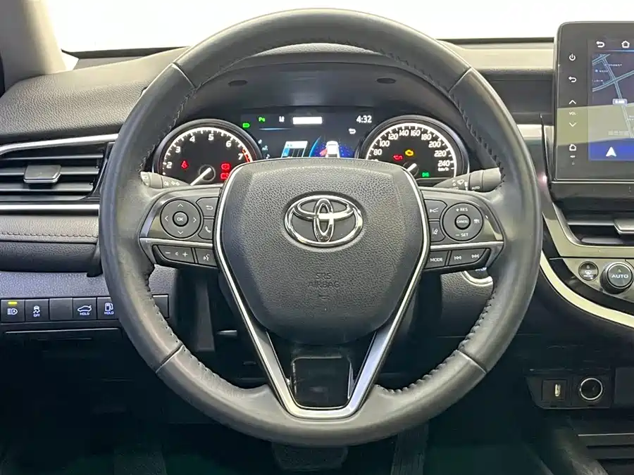 900x675_0_q87_c42_autohomecar__ChxpVmlktwWAdtpiAAJJUVfHMIU604.jpg.webp Used Camry 2023 2.0G Deluxe Edition