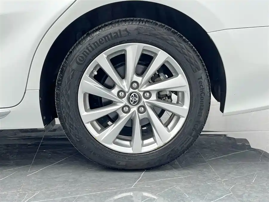 900x675_0_q87_c42_autohomecar__ChxpVmlktwiAVvCxAAHjP_JSA8M410.jpg.webp Used Camry 2023 2.0G Deluxe Edition