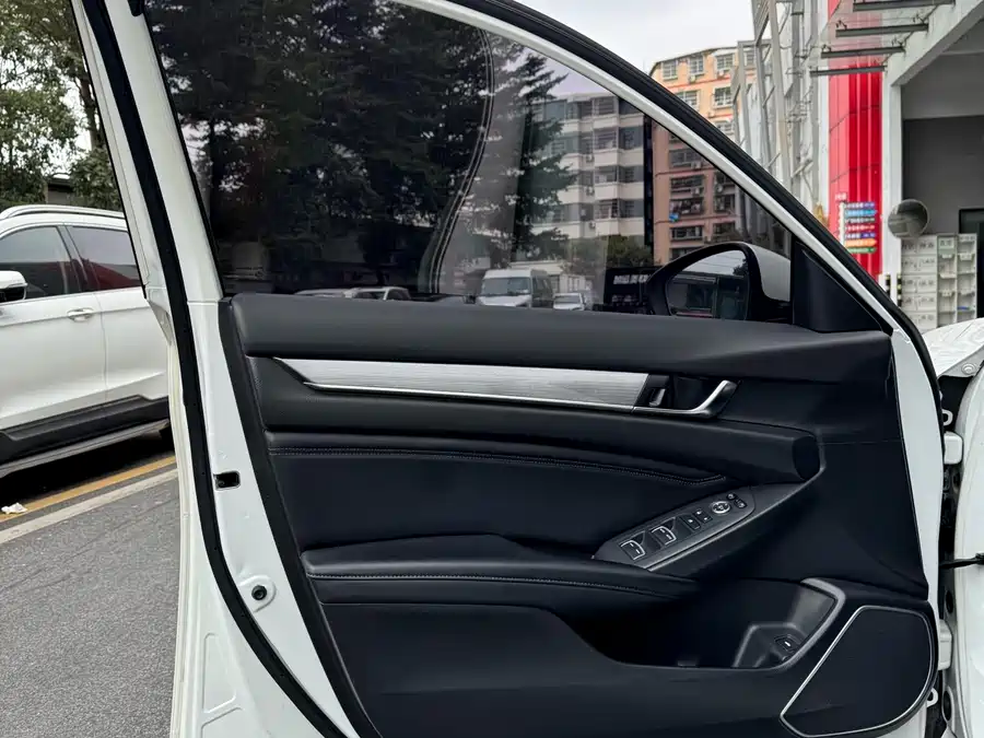 900x675_0_q87_c42_autohomecar__ChxpVmlvmm-AI8UjAArlBV-HZtM078.jpg.webp Used Accord 2018 260TURBO Deluxe Edition National VI