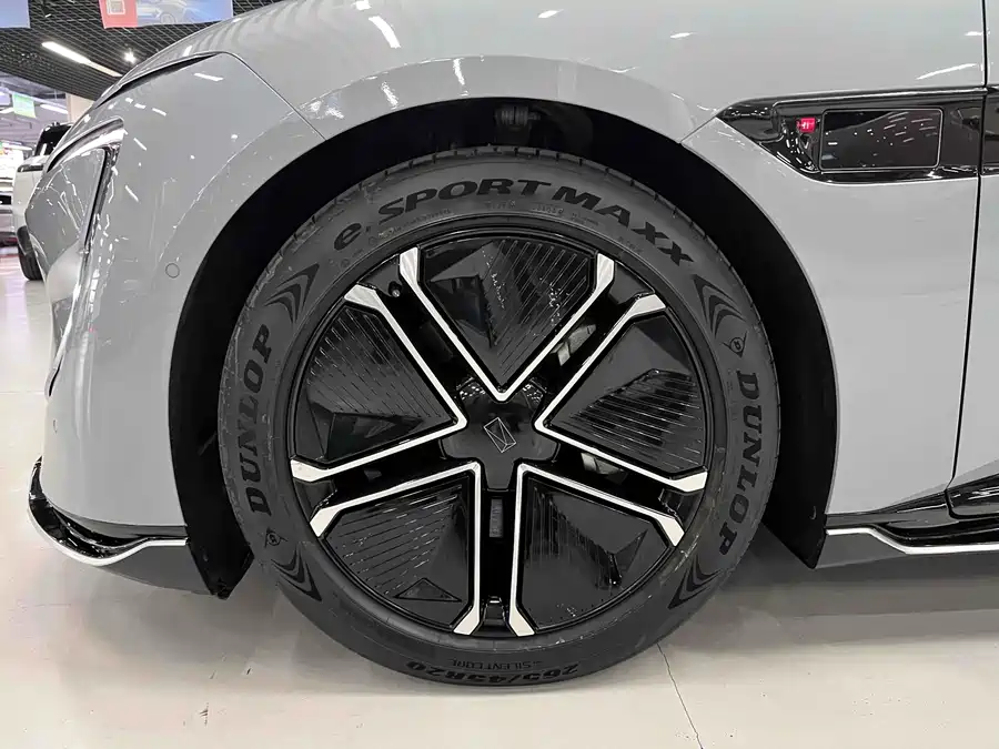 Used Avita 12 2023 650 triple laser four-wheel drive performance version