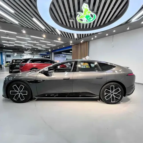 900x675_0_q87_c42_autohomecar__ChxpWGkVpqKABn9WAAhWSQIFsB4411.jpg.webp Used Avita 12 2023 700 Triple Laser Rear Drive Luxury Edition