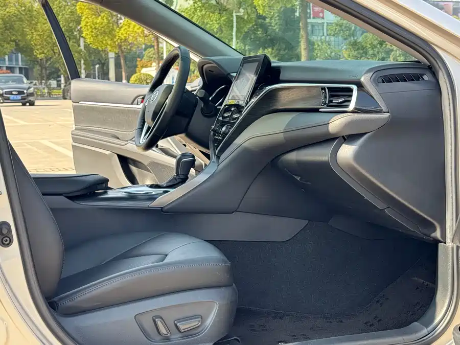 Used Camry 2021 Dual Engine 2.5HGVP Leading Edition