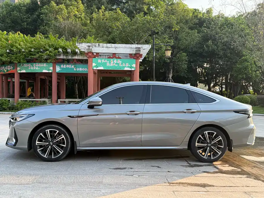 900x675_0_q87_c42_autohomecar__ChxpWGkz3V2AWOBQAA2xskreIpY705.jpg.webp Used Chery Arrizo 8 2023 model 1.6T DCT Ya