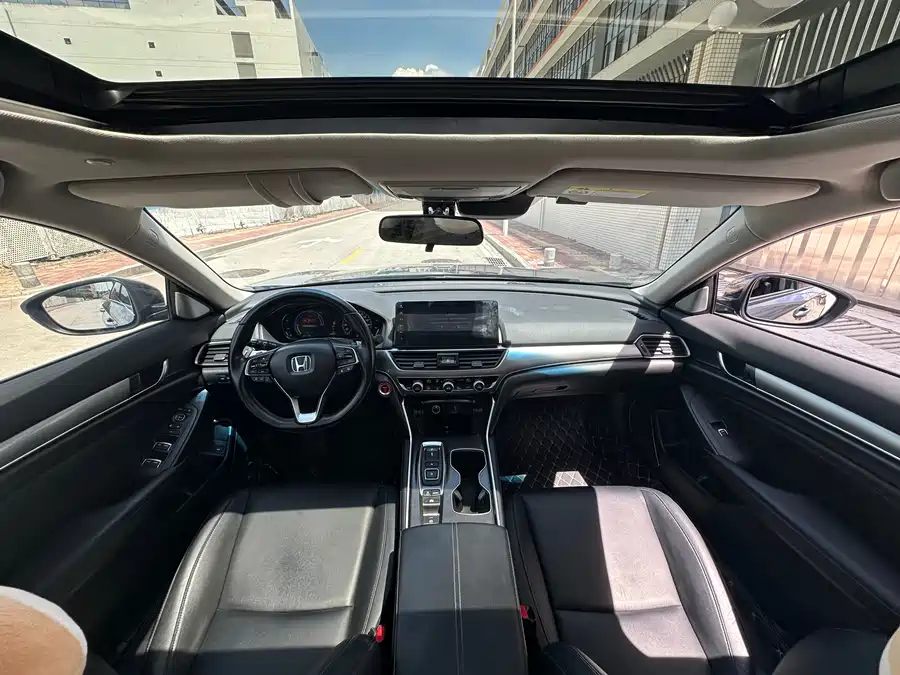 900x675_0_q87_c42_autohomecar__ChxpWGl22Q2ATi0BAApRHV3iYMc528.jpg.webp Used Accord 2022 Sharp Hybrid 2.0L Sharp Collar Edition