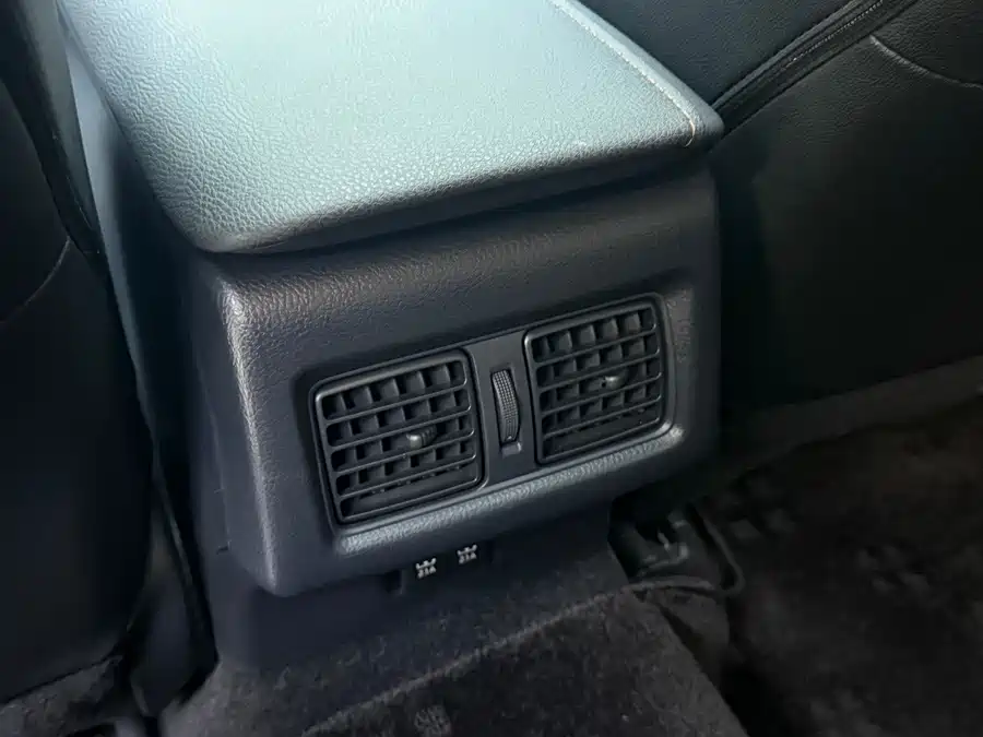 Used Camry 2019 2.0G Deluxe Edition National V