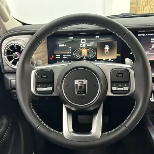 900x675_0_q87_c42_autohomecar__ChxpWGlE5AGAZk8uAAlPbvPC-mI750.jpg.webp Used GWM Tank 300 2021 Off-Road Version 2.0T Challenger