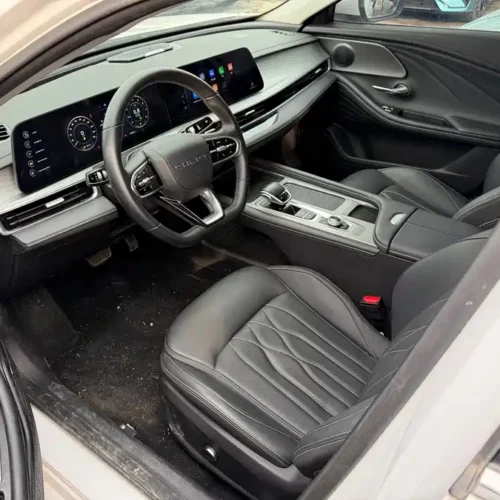 Used Chery Arrizo 8 2024 model 1.6T DCT smart phone