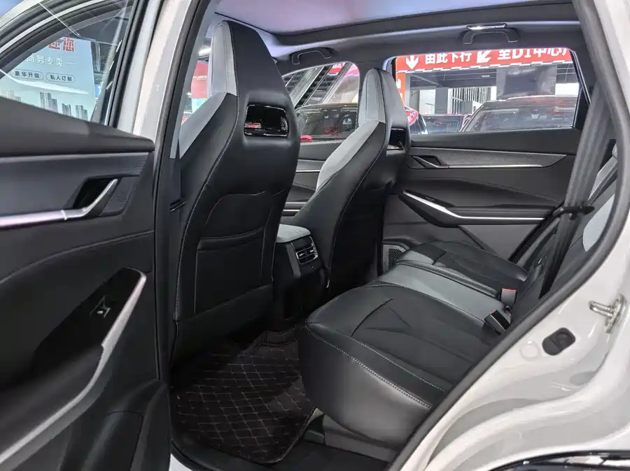 Used Changan CS75PLUS 2026 Smart Champion Edition 1.5T New Blue Whale Smart Navigation Model