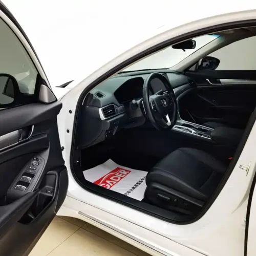 900x675_0_q87_c42_autohomecar__ChxpWGlKScSAAV94AALc8kYFCYM121.jpg.webp Used Accord 2022 Sharp Hybrid 2.0L Sharp Collar Edition