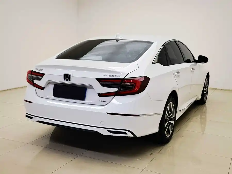 900x675_0_q87_c42_autohomecar__ChxpWGlKScWAdvCLAAHugdKqWrc411.jpg.webp Used Accord 2022 Sharp Hybrid 2.0L Sharp Collar Edition