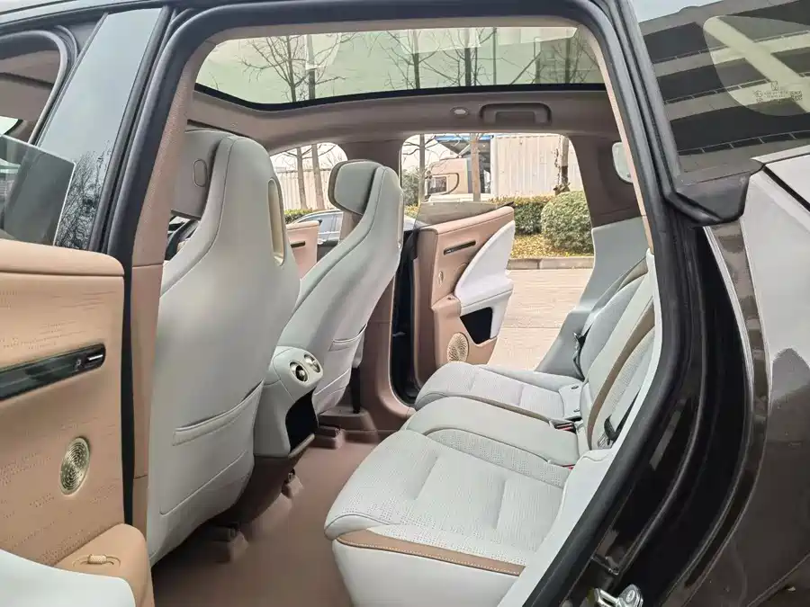900x675_0_q87_c42_autohomecar__ChxpWGlM__qAL6zKAAMHkUmZR_4251.jpg.webp Used Avita 07 2024 Pro pure electric version
