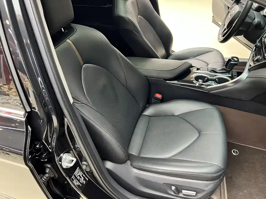 900x675_0_q87_c42_autohomecar__ChxpWGlMpOqAfqiOAAecd5d9v3w608.jpg.webp Used Camry 2023 2.0G Deluxe Edition