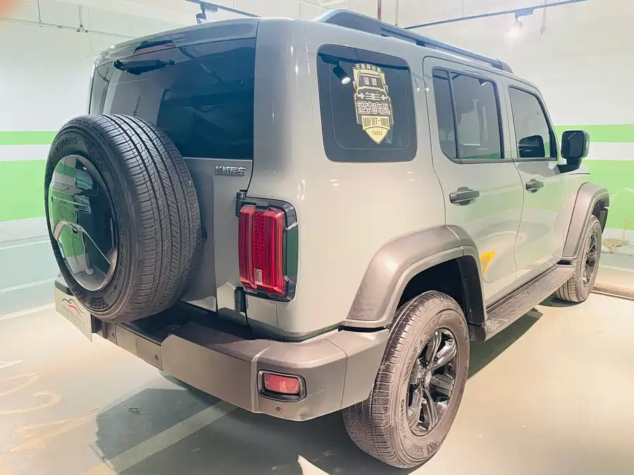 900x675_0_q87_c42_autohomecar__ChxpWGlV_buAdEPIAAjSnC1CHao158.jpg.webp Used GWM Tank 300 2023 Off-Road Version 2.0T Conqueror