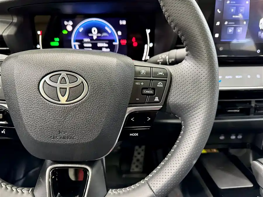 900x675_0_q87_c42_autohomecar__ChxpWGlY6HmAK6fLAAKGIqm6ORs790.jpg.webp Used Camry 2026 Dual Engine 2.0HSE Sports Lite Edition