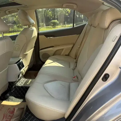 Used Camry 2021 2.0G Deluxe Edition