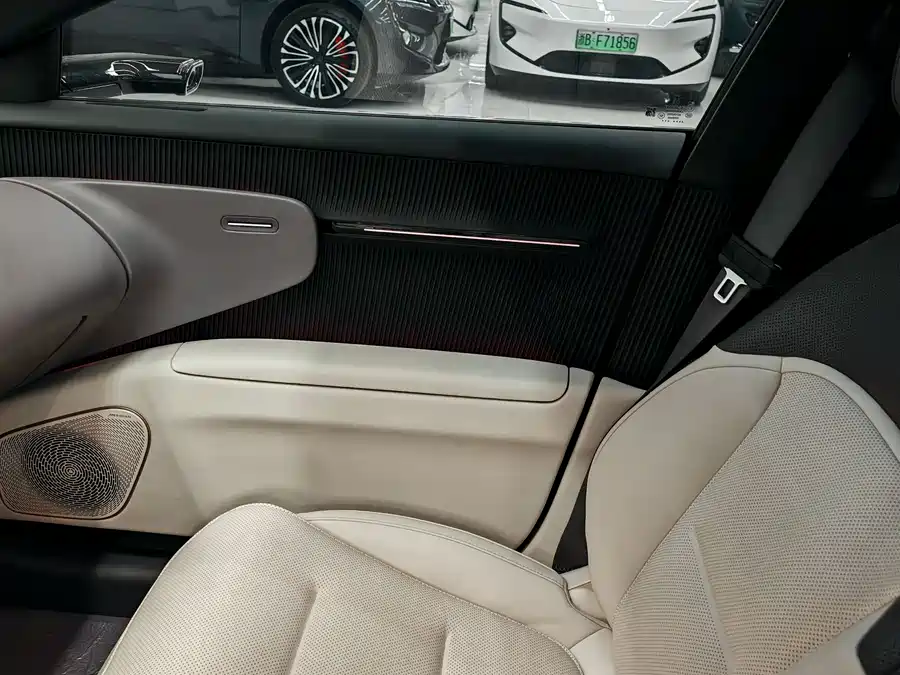 900x675_0_q87_c42_autohomecar__ChxpWGlbg9eAPnXdAAV_hmTxqj8456.jpg.webp Used Avita 12 2025 Ultra range extended version