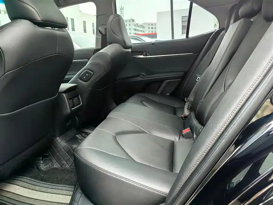 900x675_0_q87_c42_autohomecar__ChxpWGlduyCAePZwAAHSpQEKkpg679.jpg.webp Used Camry 2023 2.5Q flagship version
