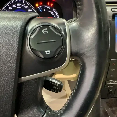 900x675_0_q87_c42_autohomecar__ChxpWGlga_SAGVLhAAZO4uY8dcI318.jpg.webp Used Camry 2015 2.5G Deluxe Navigation Edition