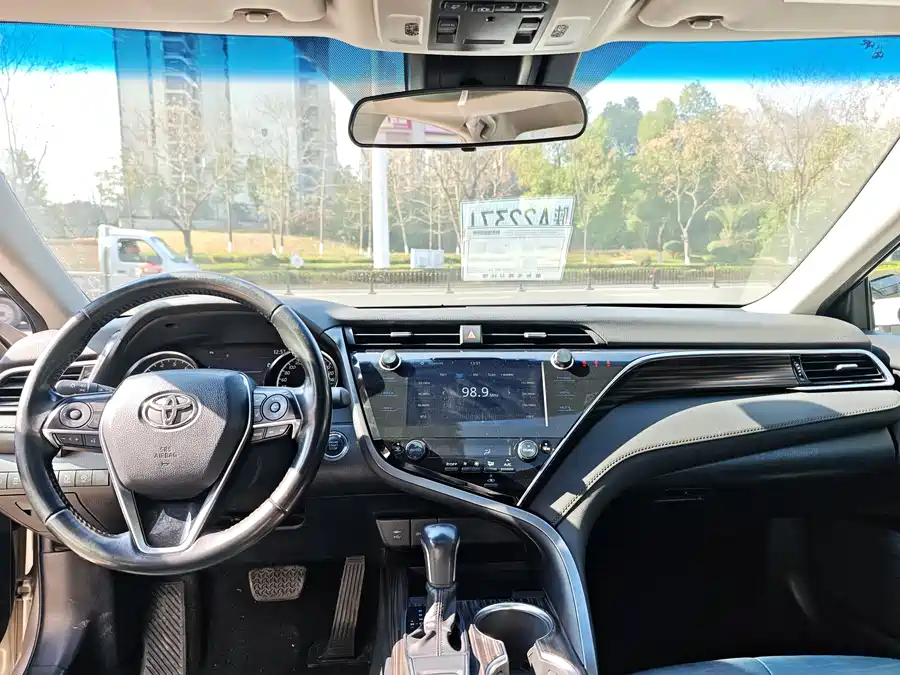900x675_0_q87_c42_autohomecar__ChxpWGlgjtyAHKHbAAeaEBjxxh4050.jpg.webp Used Camry 2019 2.0G Deluxe Edition National V