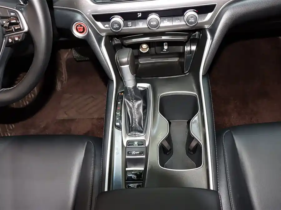 Used Accord 2018 260TURBO Deluxe Edition National V