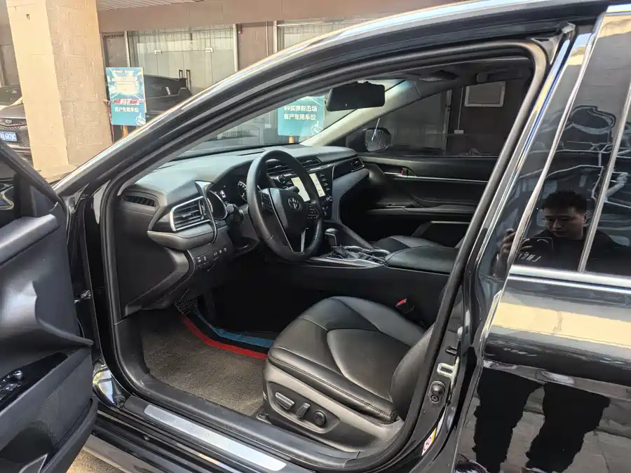 900x675_0_q87_c42_autohomecar__ChxpWGliBT6ACwaFAAZ5JXR2uz8117.jpg.webp Used Camry 2018 2.5G Deluxe Edition
