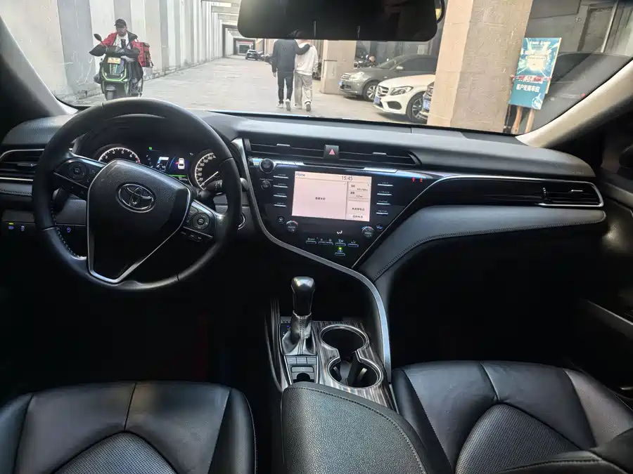 900x675_0_q87_c42_autohomecar__ChxpWGliBT6ARKpTAAbcomNi5bA825.jpg.webp Used Camry 2018 2.5G Deluxe Edition