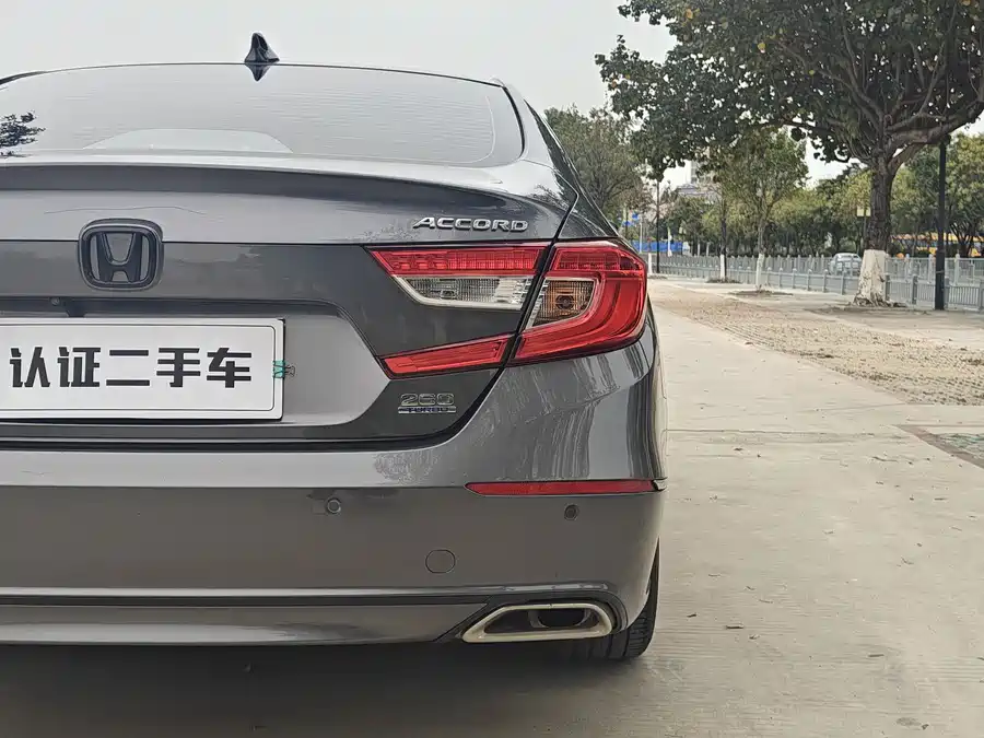 900x675_0_q87_c42_autohomecar__ChxpWGlxnoqAA9WJAAb1tV0hF-A447.jpg.webp Used Accord 2021 260TURBO Luxury Starry Sky Limited Edition