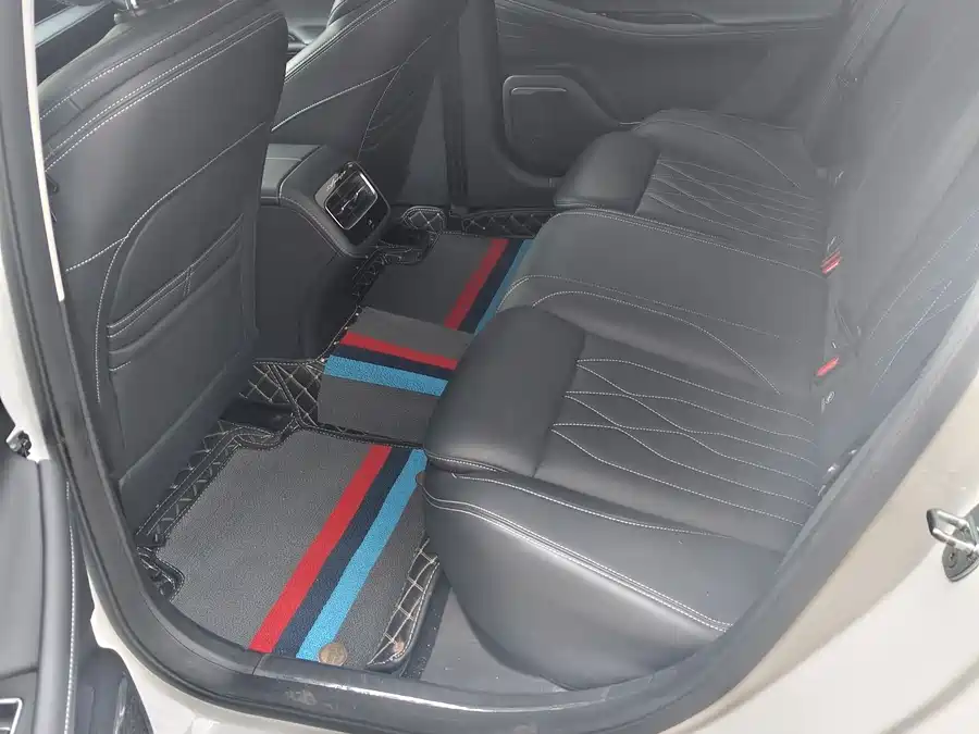 900x675_0_q87_c42_autohomecar__CjIFV2hjRrSAOe4BAAVWumEMXMo249.jpg.webp Used Chery Arrizo 8 2022 1.6T DCT Ya