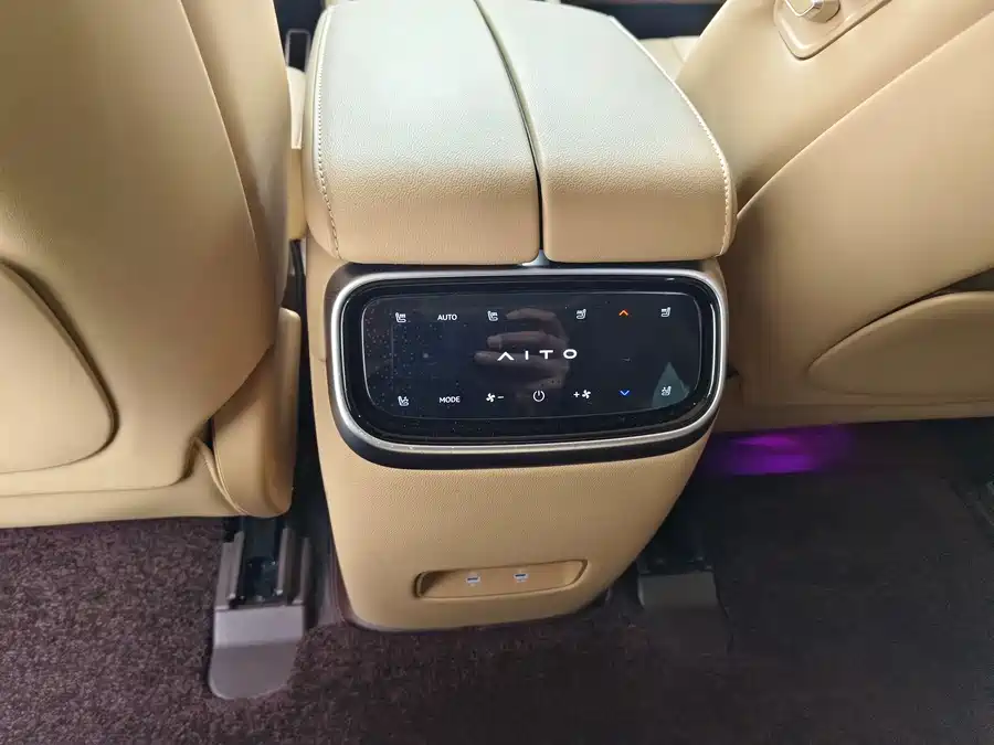 Used AITO M7 2024 1.5T Intelligent Driving Four-wheel Drive Max Edition 5 Seats