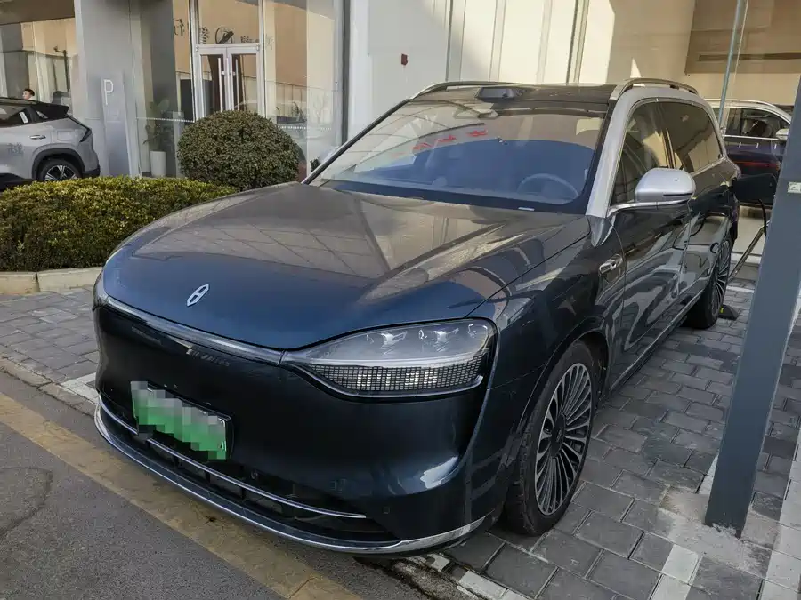 Used AITO second hand M9 2024 extended range Max version 52kWh 6-seater version