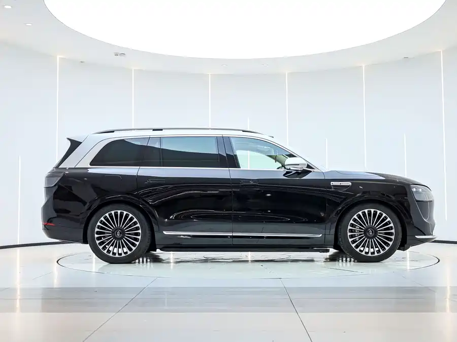 Used AITO second hand M9 2025 extended range Ultra version 52kWh 6-seater version