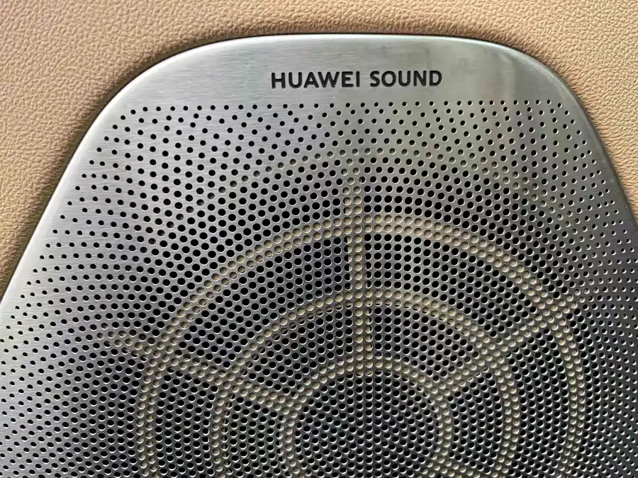 900x675_0_q87_c42_autohomecar__Chto52mJx1aAGIXNAA5ify19HPo303.jpg.webp Used AITO M7 2024 1.5T rear drive Plus version 5 seats