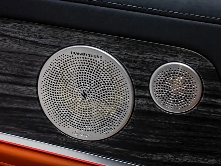 900x675_0_q87_c42_autohomecar__Chto52mM-tyAFrKhAAo6Mu77R6M128.jpg.webp Used AITO second hand M9 2025 extended range Ultra version 52kWh 6-seater version