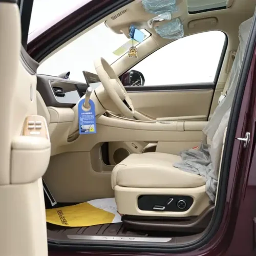 900x675_0_q87_c42_autohomecar__Chto52mNn9yABG6_AAGIVZgMbKI175.jpg.webp Used AITO M7 2026 extended range Pro+ four-wheel drive version 5 seats