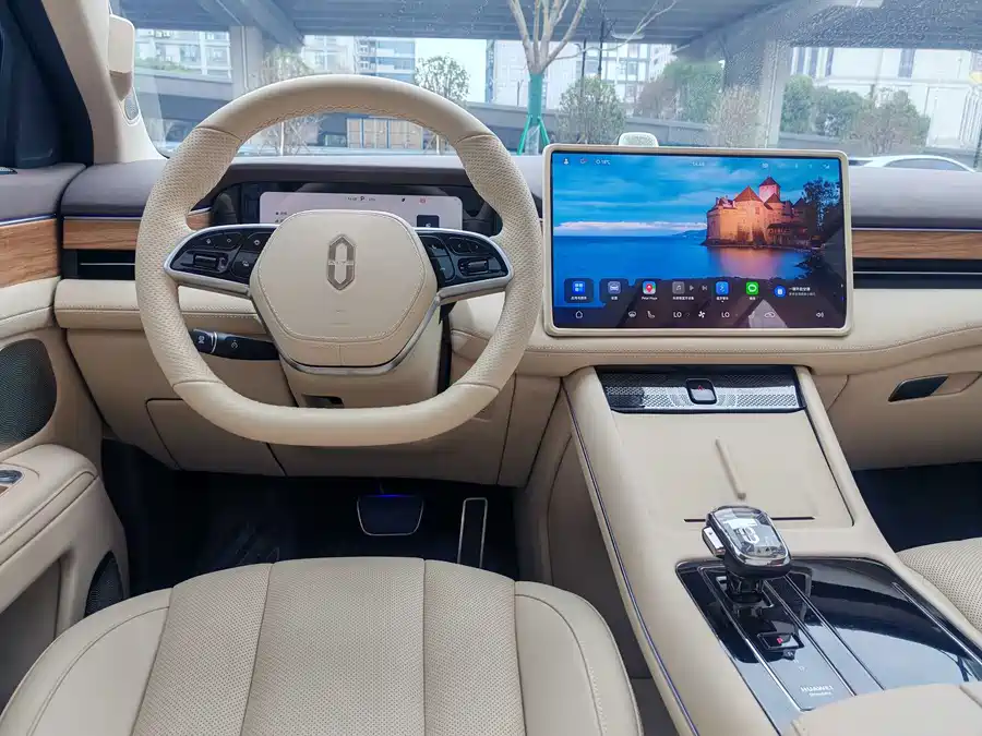 900x675_0_q87_c42_autohomecar__Chto52mO6BWAHTnMAAShxp9SWz8223.jpg.webp Used AITO M7 2024 1.5T rear drive Plus version 5 seats