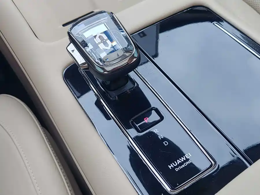 900x675_0_q87_c42_autohomecar__Chto52mO6BaAHladAAMSVL_XZiE301.jpg.webp Used AITO M7 2024 1.5T rear drive Plus version 5 seats