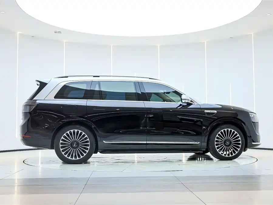 Used AITO second hand M9 2025 extended range Ultra version 52kWh 6-seater version