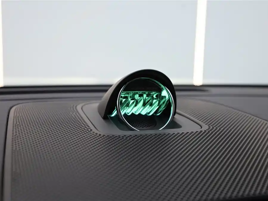 Used AITO second hand M9 2025 extended range Ultra version 52kWh 6-seater version