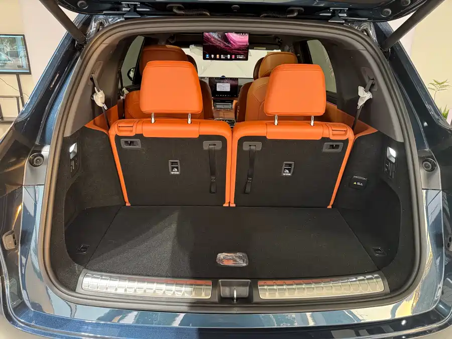 Used AITO M7 2026 extended range Max four-wheel drive version 6 seats