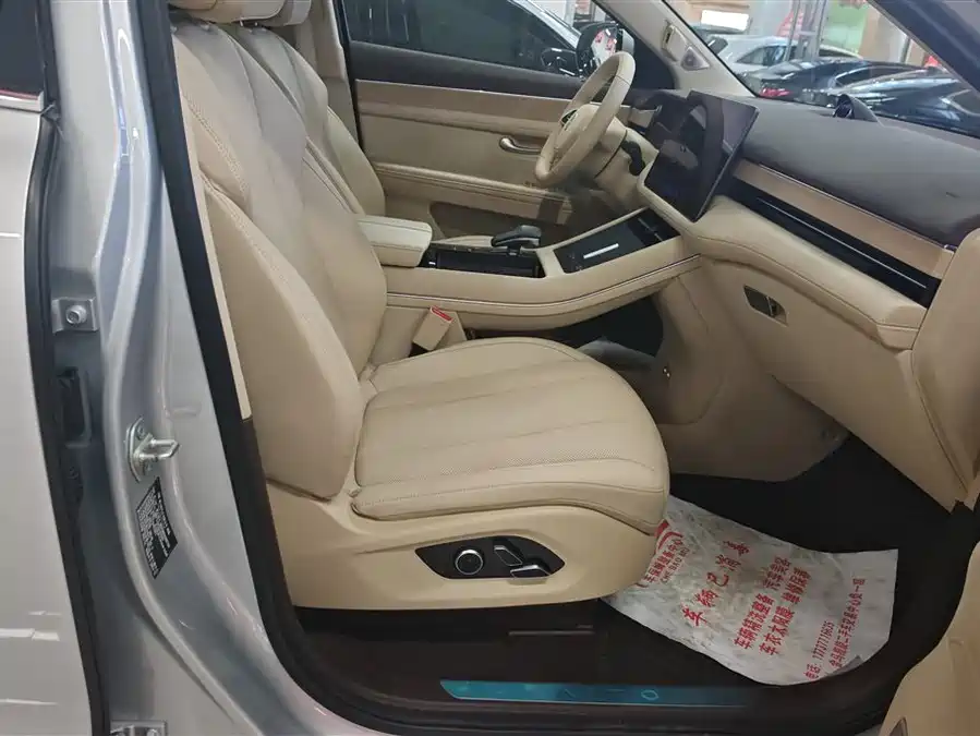 Used AITO M7 2024 1.5T Smart Driving Rear Drive Pro Version 6 Seats