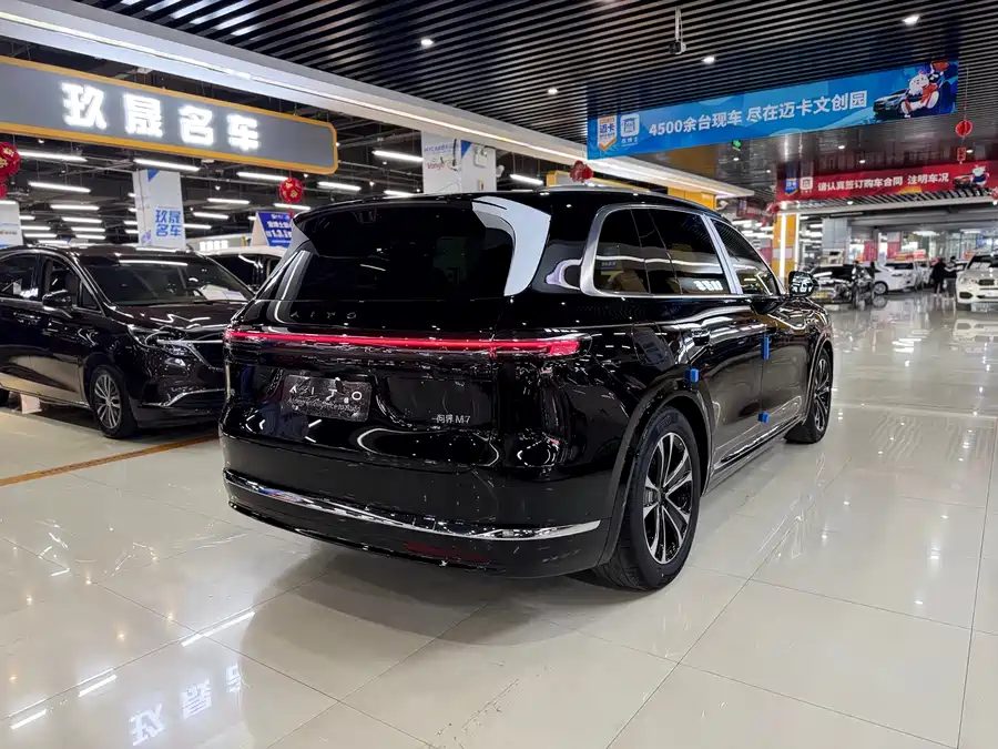 900x675_0_q87_c42_autohomecar__Chto52mdEKGAcB4DAAnq8h3kvec607.jpg.webp Used AITO M7 2026 extended range Max four-wheel drive version 5 seats