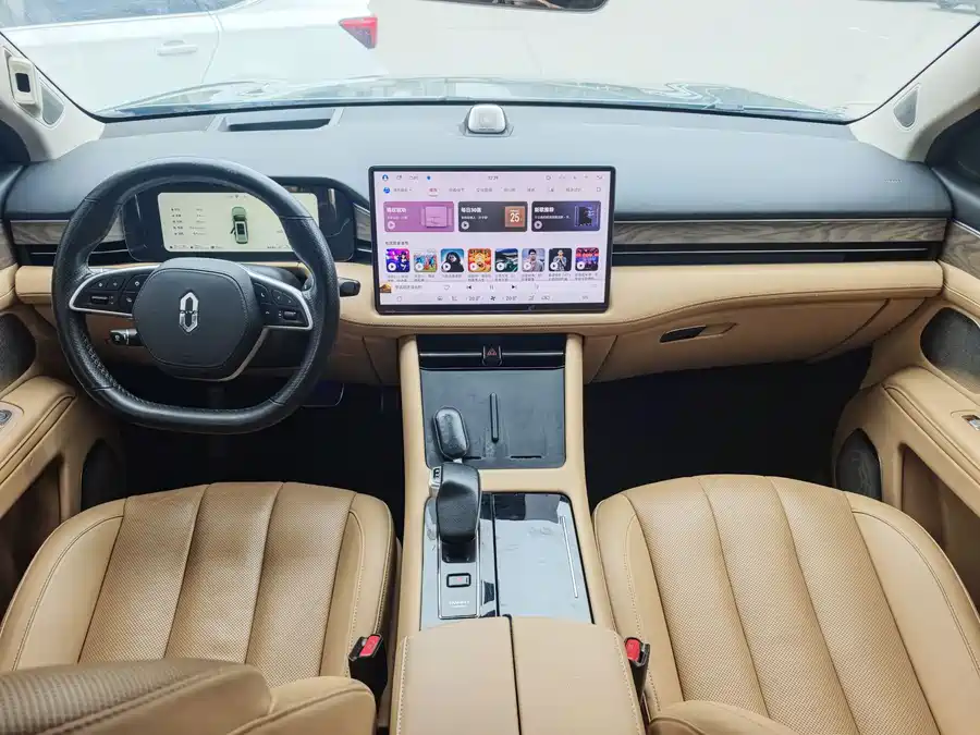 900x675_0_q87_c42_autohomecar__Chto52mek0GAdHhQAAauuGaUaok457.jpg.webp Used AITO M7 2022 1.5T rear-wheel drive comfort version