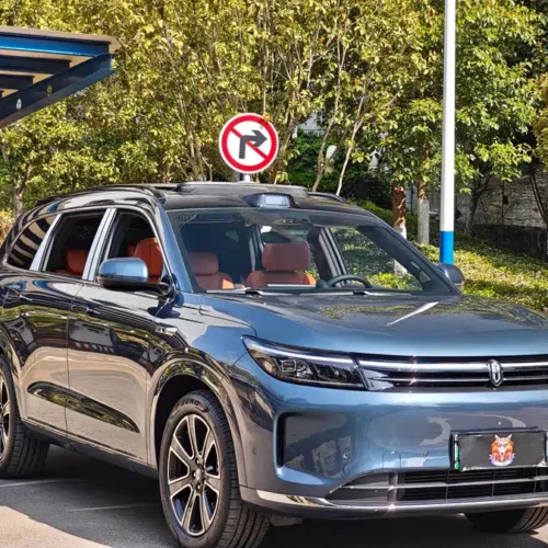 900x675_0_q87_c42_autohomecar__Chto52mf39OASGK3ABKg7sVBttM933.jpg.webp Used AITO M7 2024 1.5T Intelligent Driving Rear Drive Ultra Edition 5 Seats