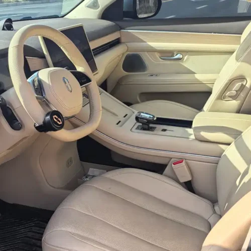 900x675_0_q87_c42_autohomecar__Chto52mf5HeAJ8XUAAkMNcVLHRs901.jpg.webp Used AITO M7 2024 1.5T Intelligent Driving Rear Drive Ultra Version 6 Seats