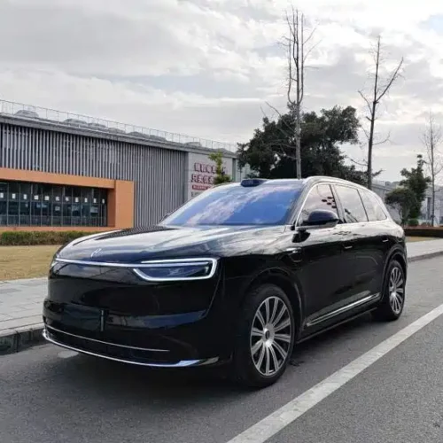 900x675_0_q87_c42_autohomecar__Chto52mf6lqAbD1gAAEx2hZ7XGQ146.jpg.webp Used AITO M7 2026 extended range Ultra four-wheel drive version 5 seats