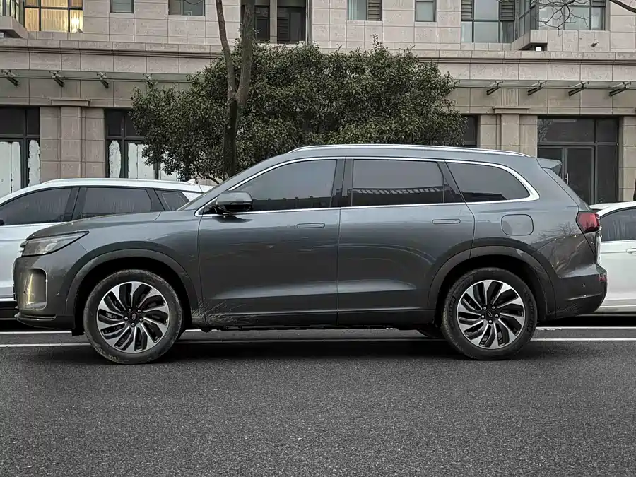 900x675_0_q87_c42_autohomecar__Chto52mfvsiAarbBAAgZf7AJQ_k272.jpg.webp Used AITO M7 2022 1.5T four-wheel drive luxury version